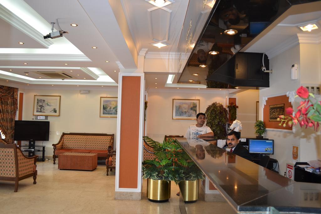 Tara Hotel Llc Dubai Exterior photo